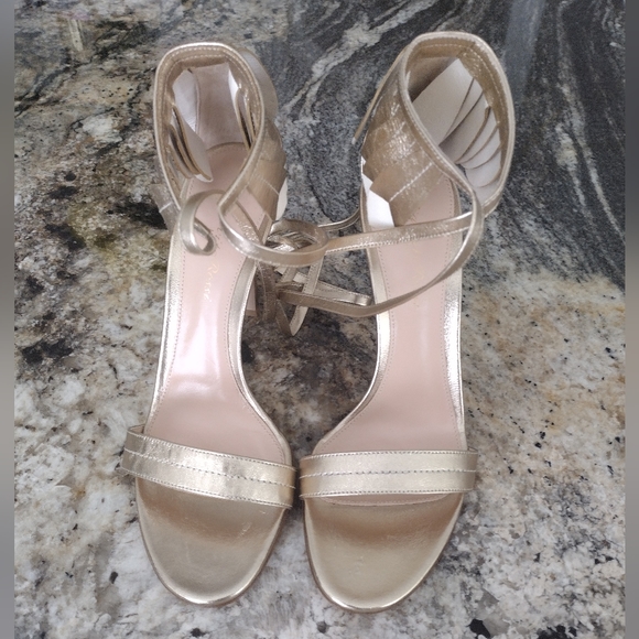 NEW Giuseppe Zanotti Gold Metallic Feather Ankle Tie Heels Size 38 - Picture 15 of 15